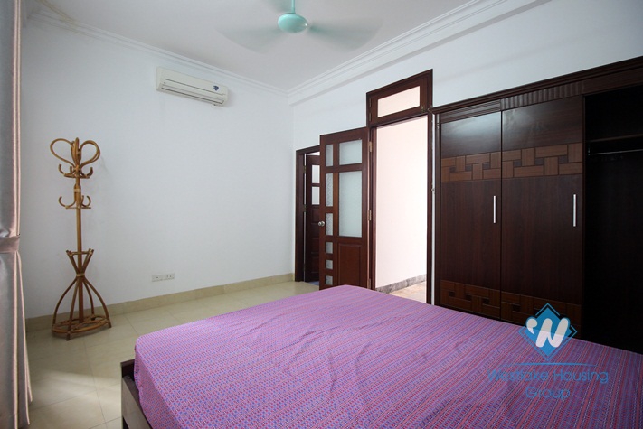 A cosy and good price house with 3 bedrooms for rent in Au Co, Tay Ho, Ha Noi